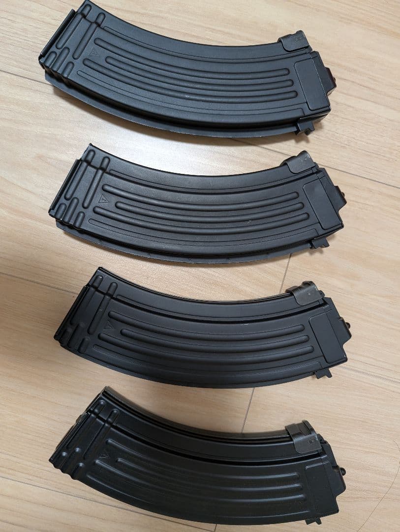 東京マルイ　次世代電動ガン　AKストーム　カスタムパーツ付属