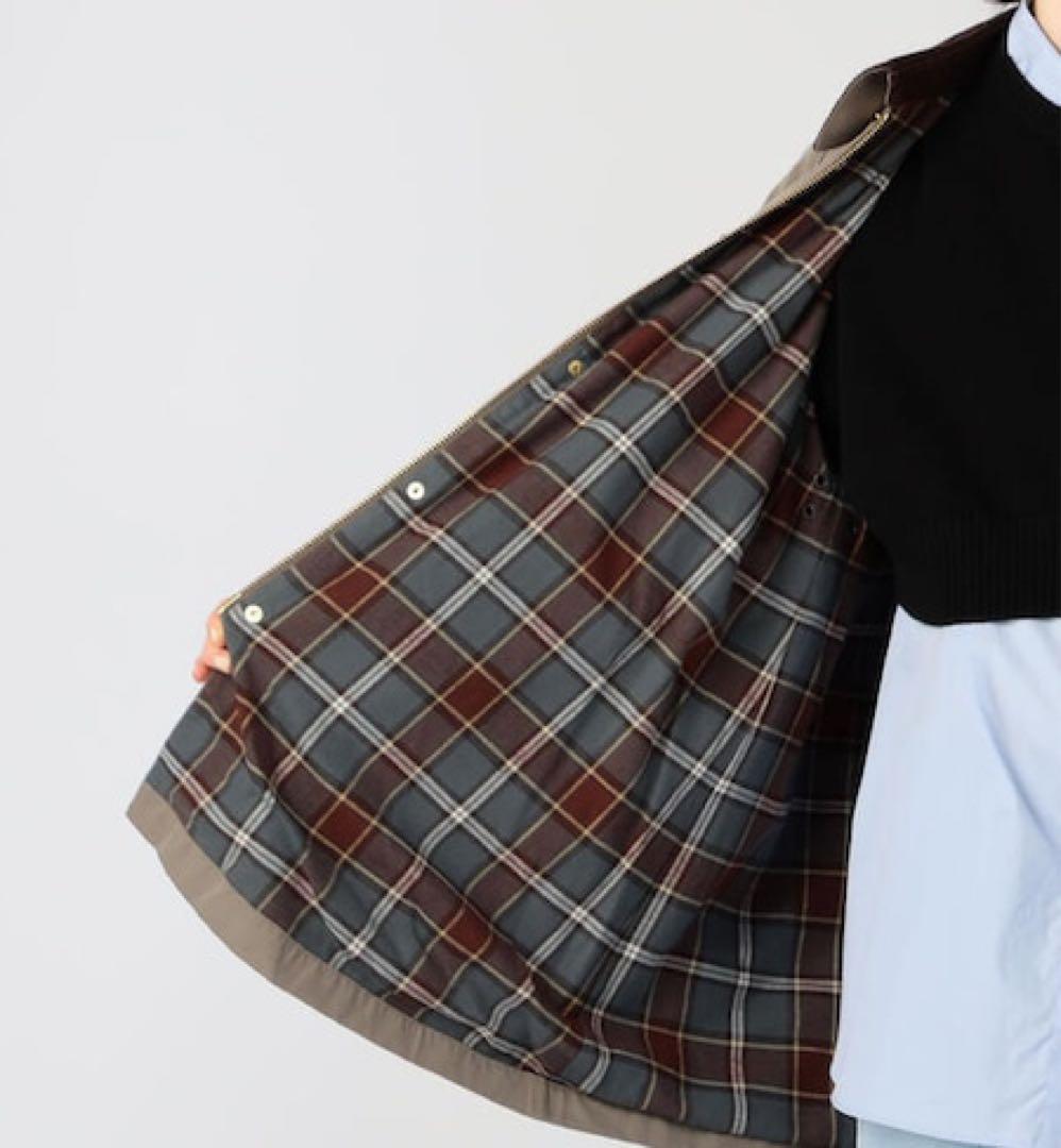 【新品タグ付】ハーフコート ライトベージュTOMORROWLAND ¥39600