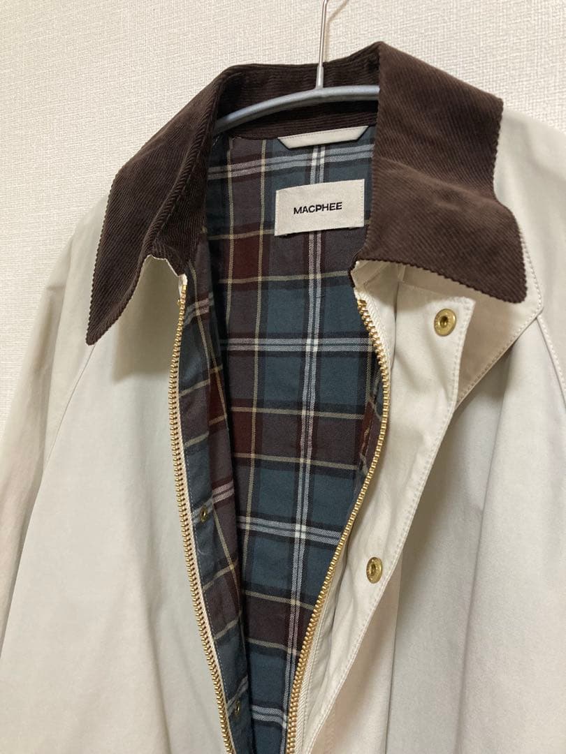 【新品タグ付】ハーフコート ライトベージュTOMORROWLAND ¥39600