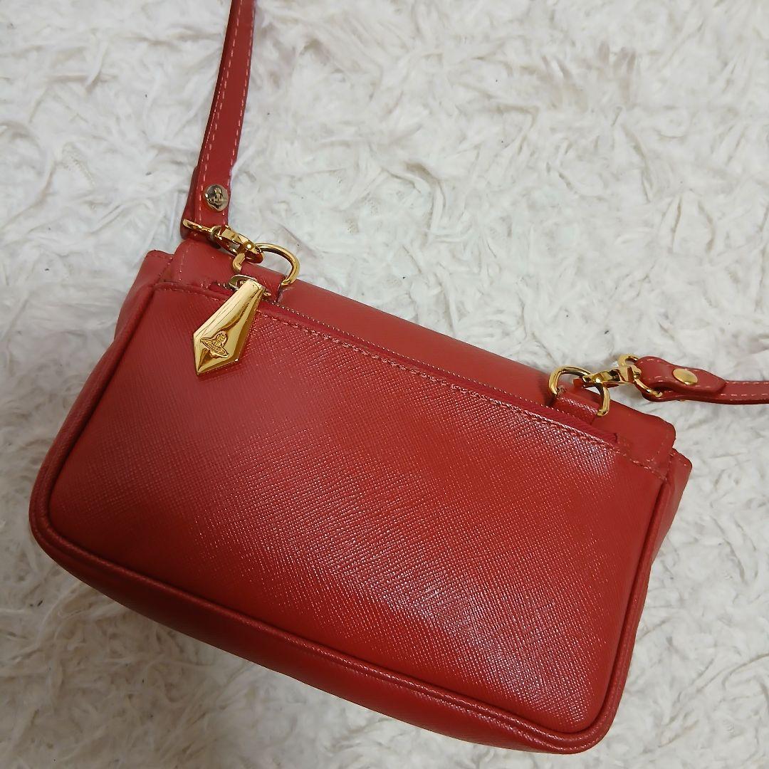 【Vivienne Westwood】オールレザー　ミニショルダーバッグ　レッド