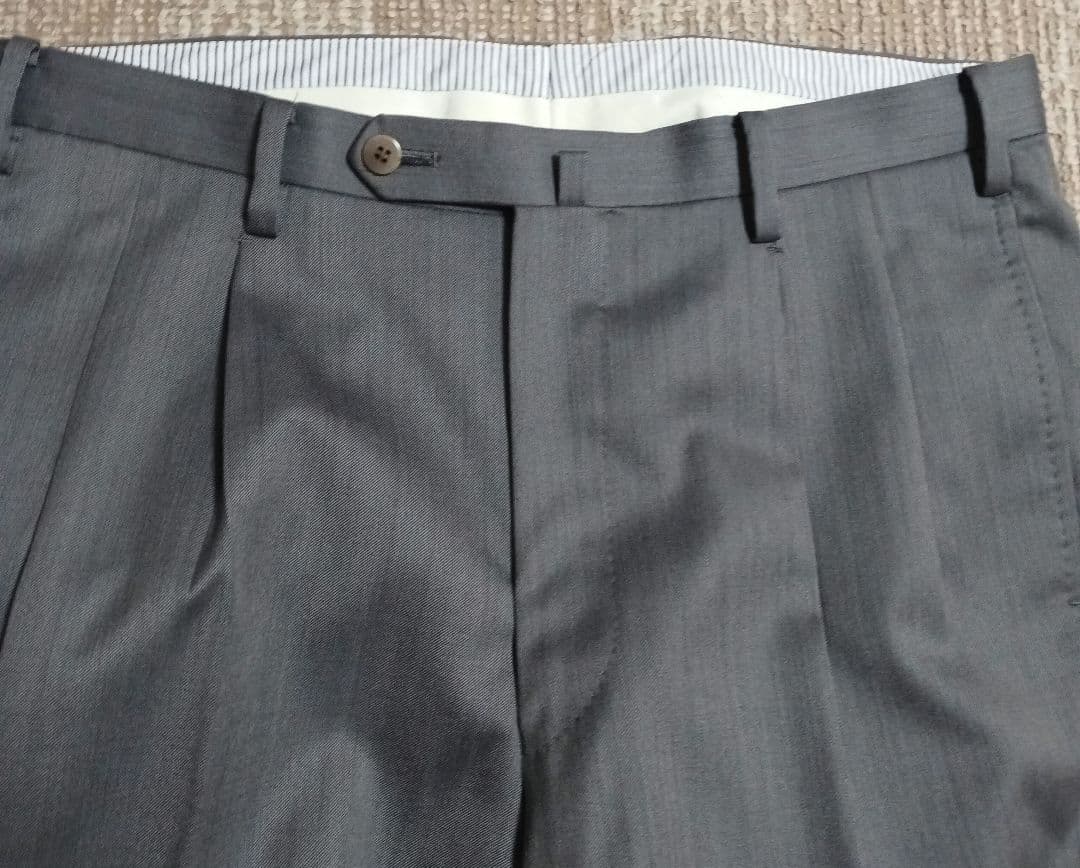 hato　SO エスオー スラックス 尾作隼人