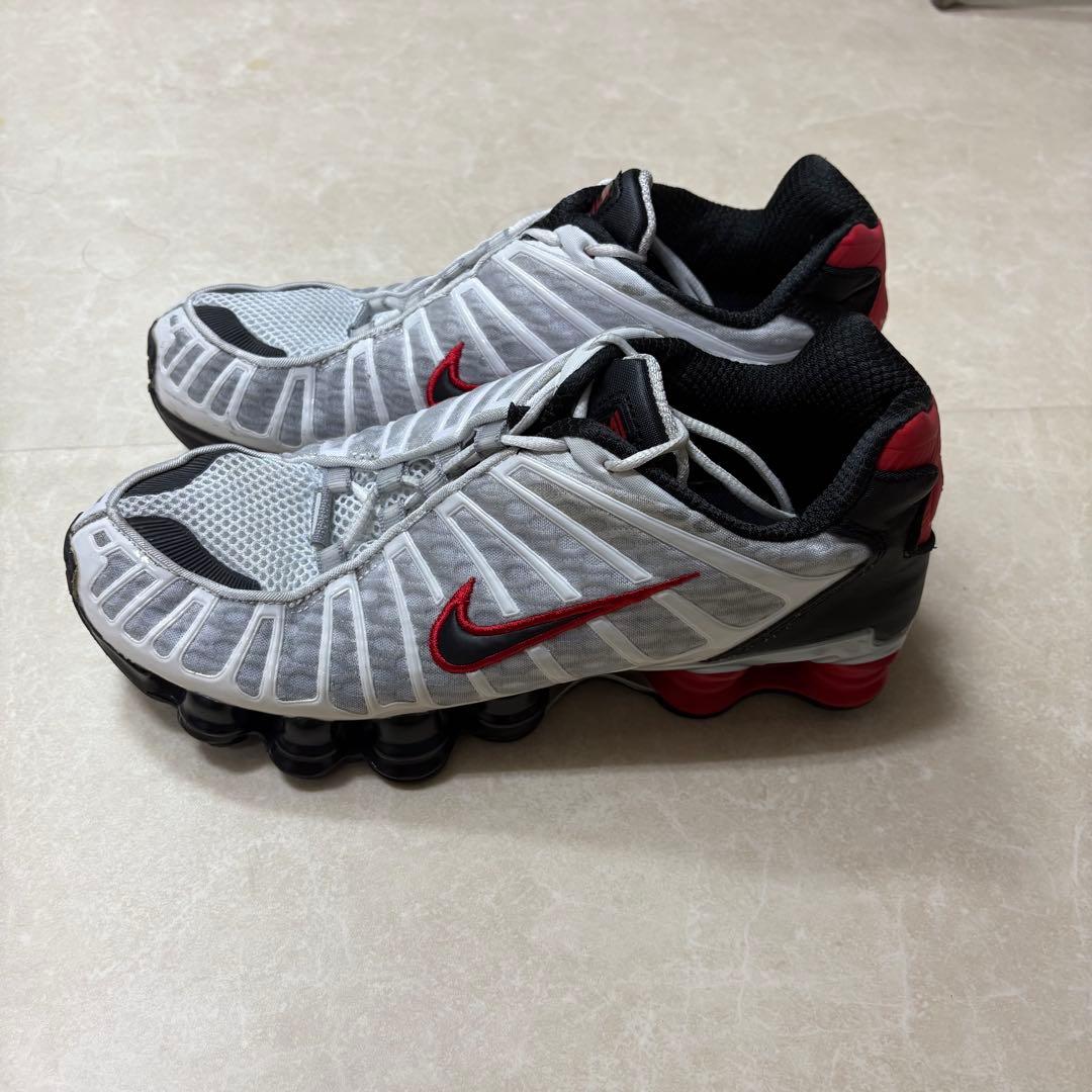 0*1様 Nike Shox TL