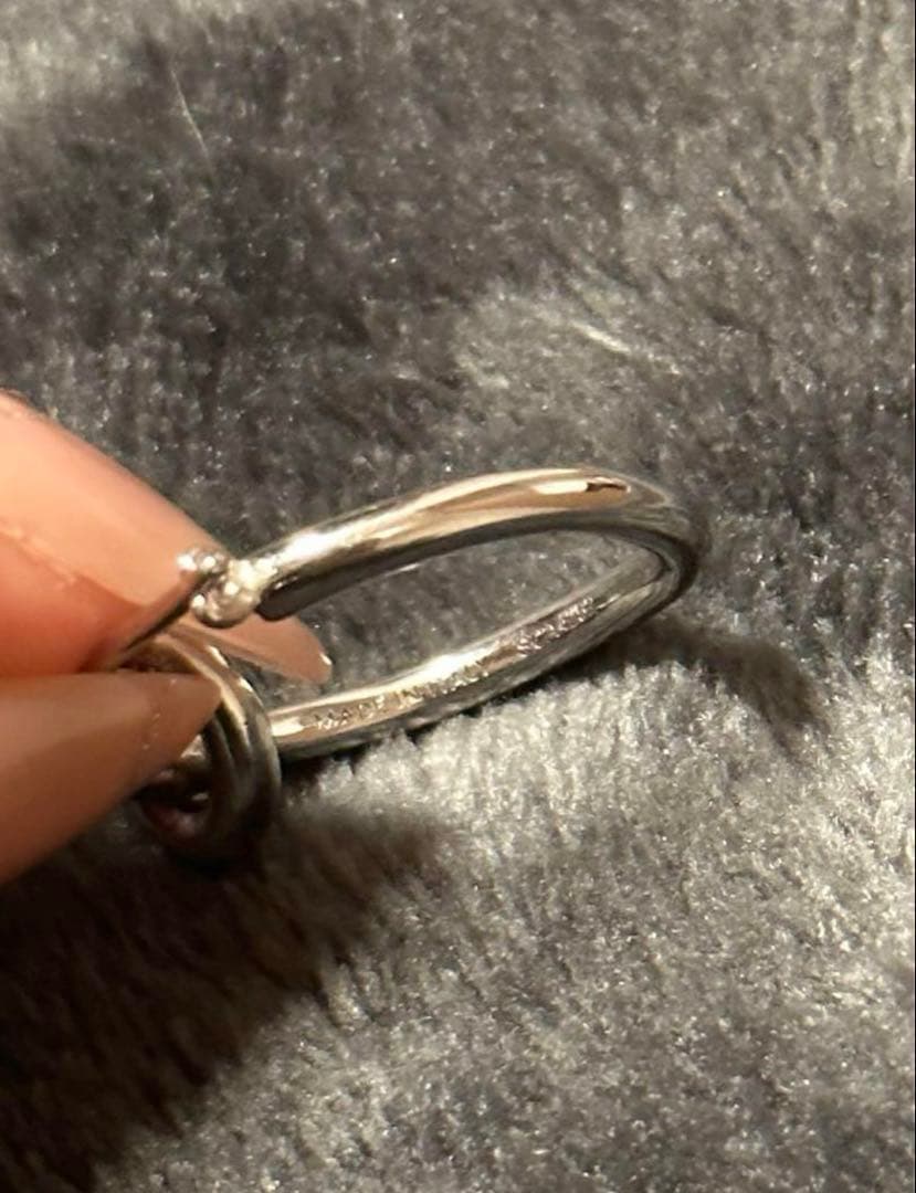 (本日2100まで)美品 片耳のみ CELINE ノットスモールフープピアス