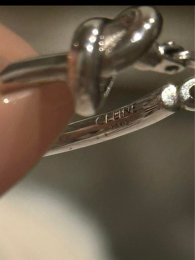 (本日2100まで)美品 片耳のみ CELINE ノットスモールフープピアス