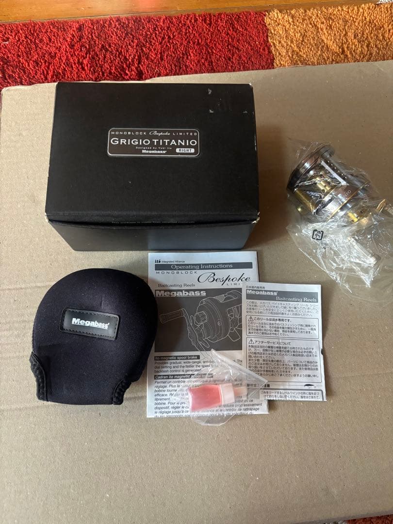 メガバス　モノブロック　グリジオチタニオ　右　新品