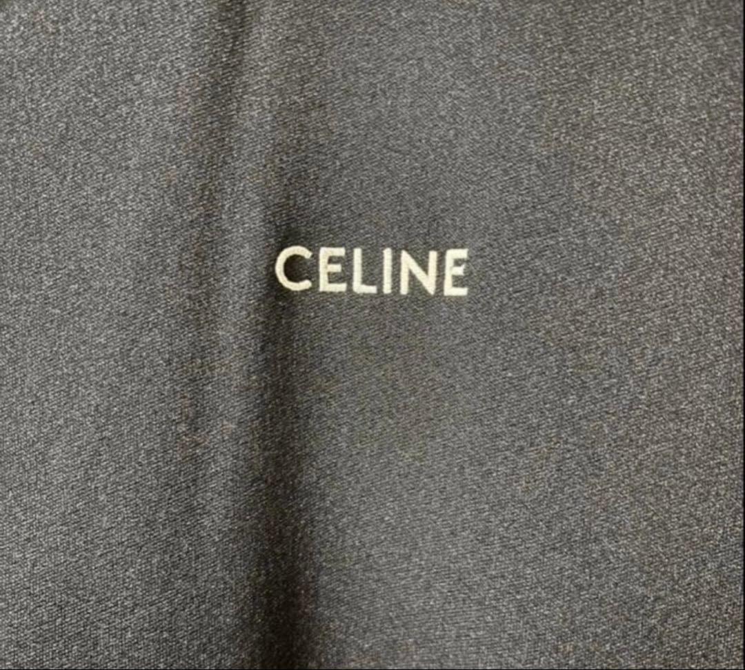 トラックジャケット