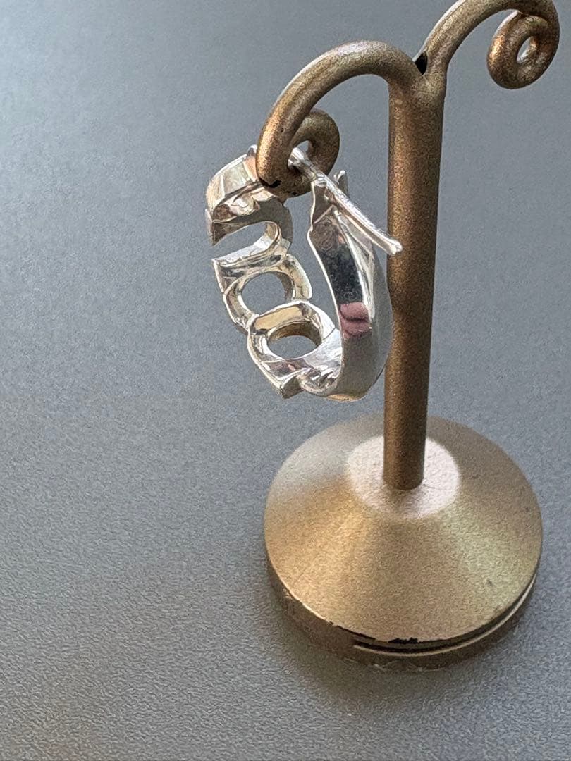 アクセサリー *GUCCI*/ logo foop earring /Ag925/No1542