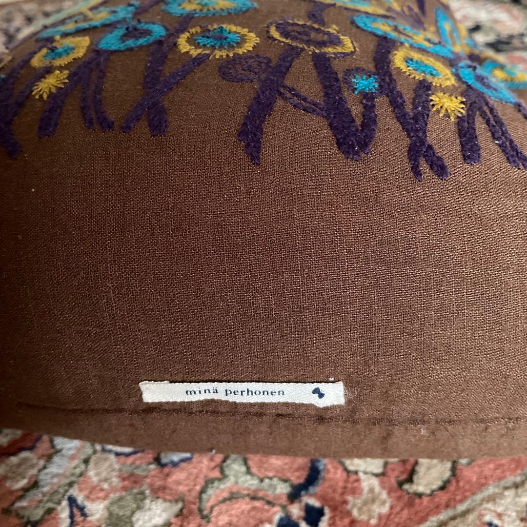 ミナペルホネン　うさぎクッション　slow dance/path