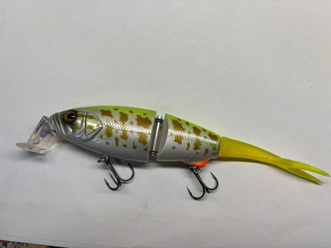 テンフィートアンダー　10FTU イェーガー