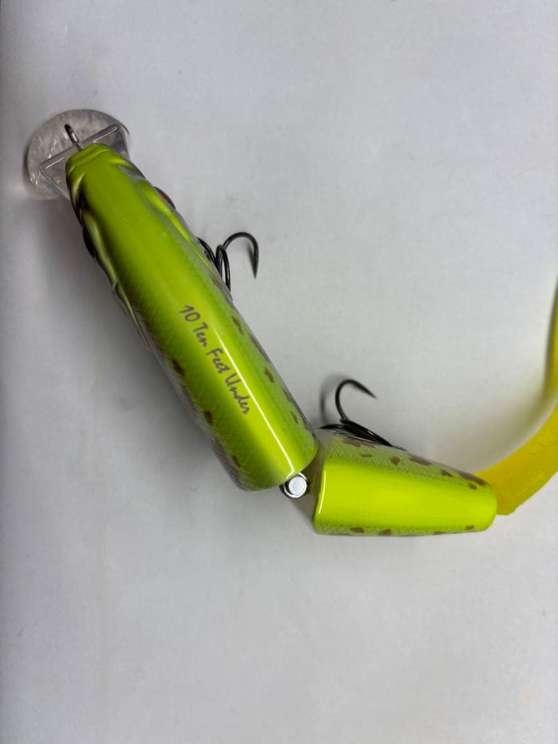 テンフィートアンダー　10FTU イェーガー