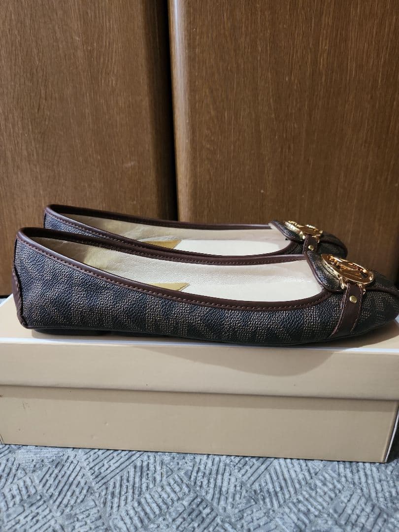 未使用　Michael Kors フラットシューズ　26.5cm　ブラウン