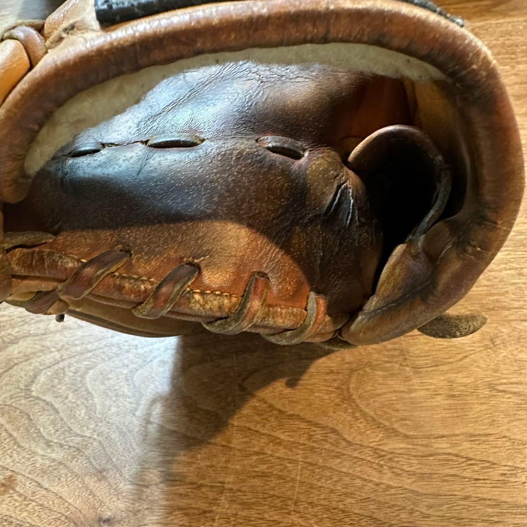 ドナイナ　硬式内野グローブ　山田哲人モデル