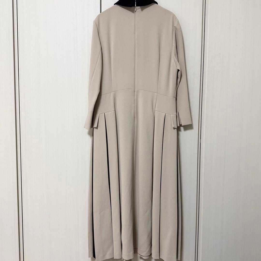 グレースコンチネンタル クレリックバイカラーワンピース ベージュ 36