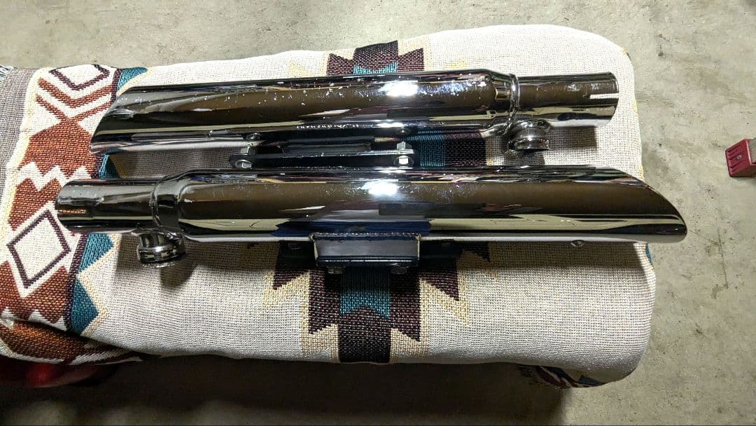 Pythonスリップオンマフラー ハーレースポーツスター用