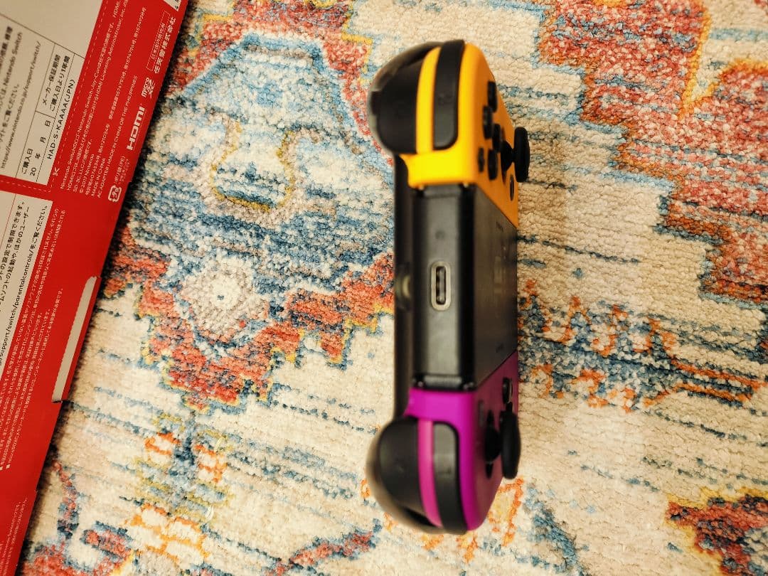 【美品】Nintendo Switch グレー 本体　収納ケース付き