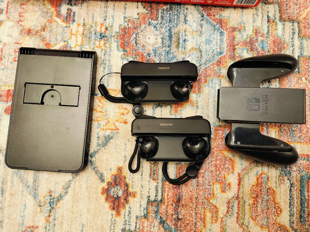 【美品】Nintendo Switch グレー 本体　収納ケース付き