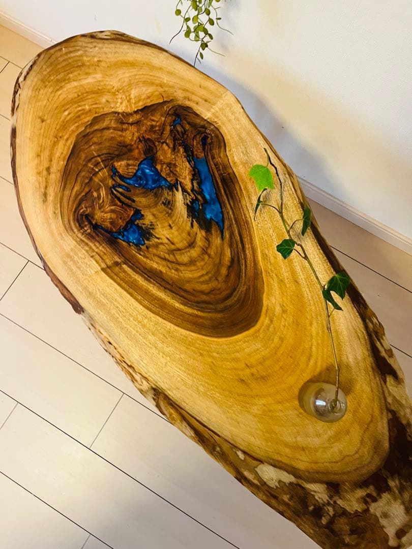 レジンテーブル　輪切りテーブル　一枚板テーブル　サイドテーブル