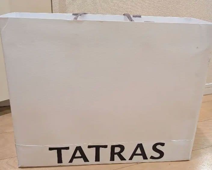 最終価格　TATRAS ポセイドーネ フードダウンベスト