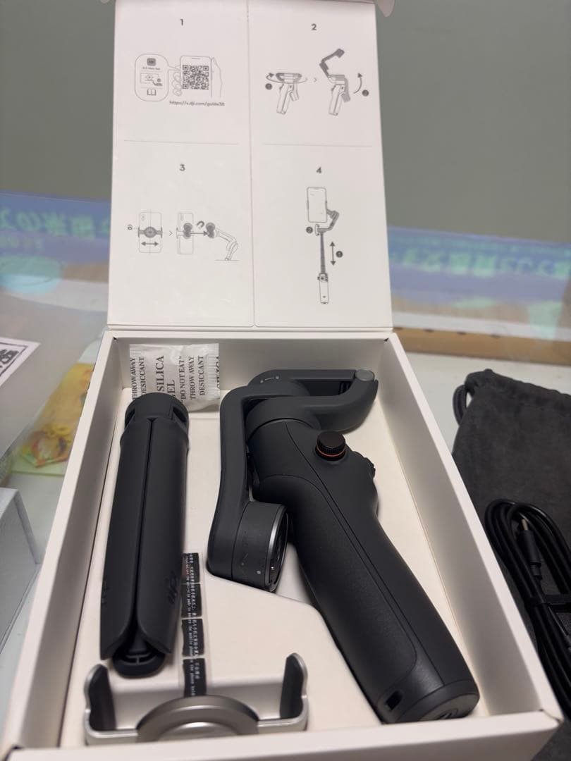 【美品】DJI OSMO MOBILE 6 スマートフォンスタビライザー