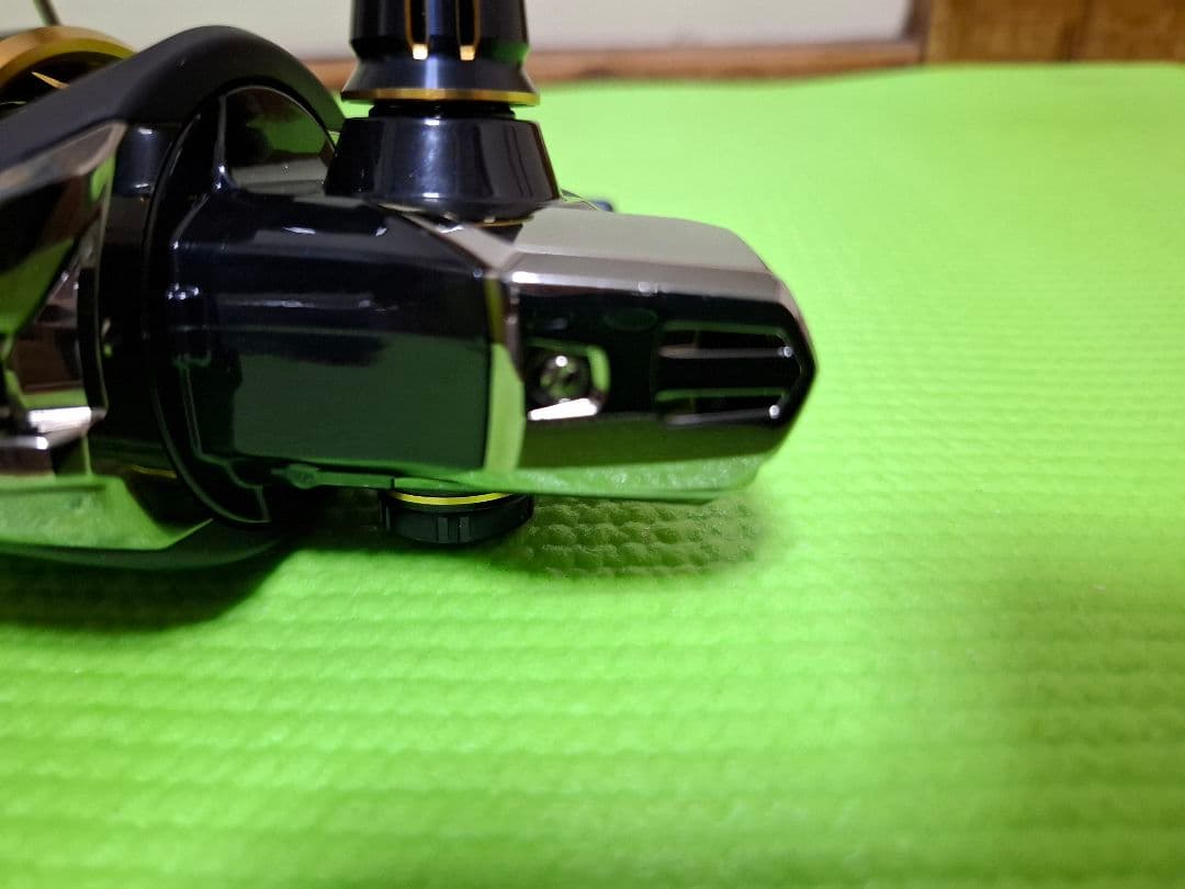 シマノ　20ステラ　SW6000HG スピニングリール