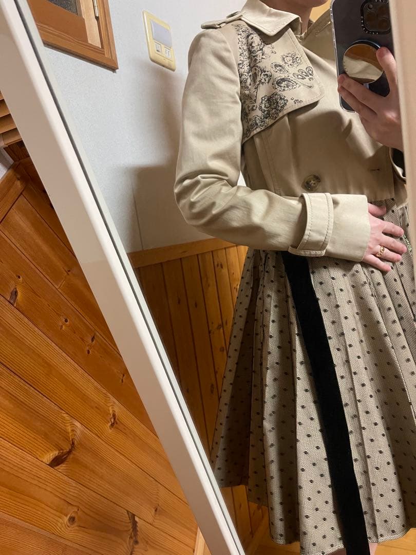 ヴァレンティノ　トレンチコート　ドット柄