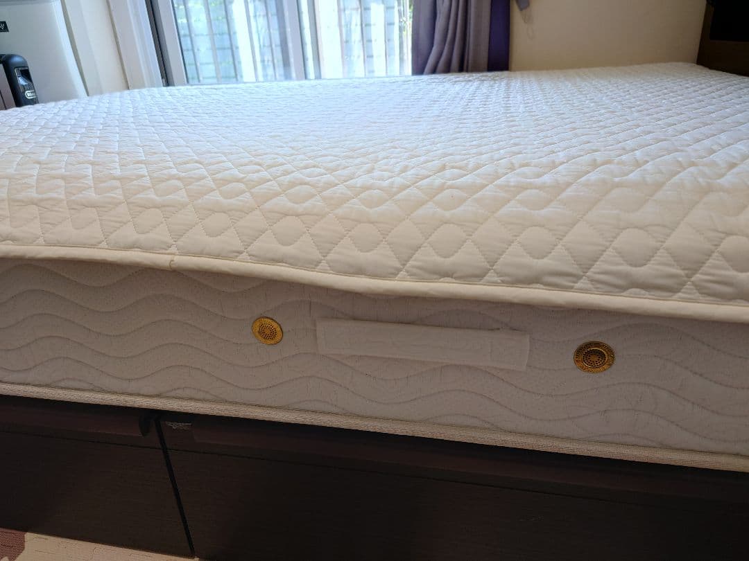 シモンズ ニューフィット プレミアム クイーン 6.5インチ 出品は5/16まで