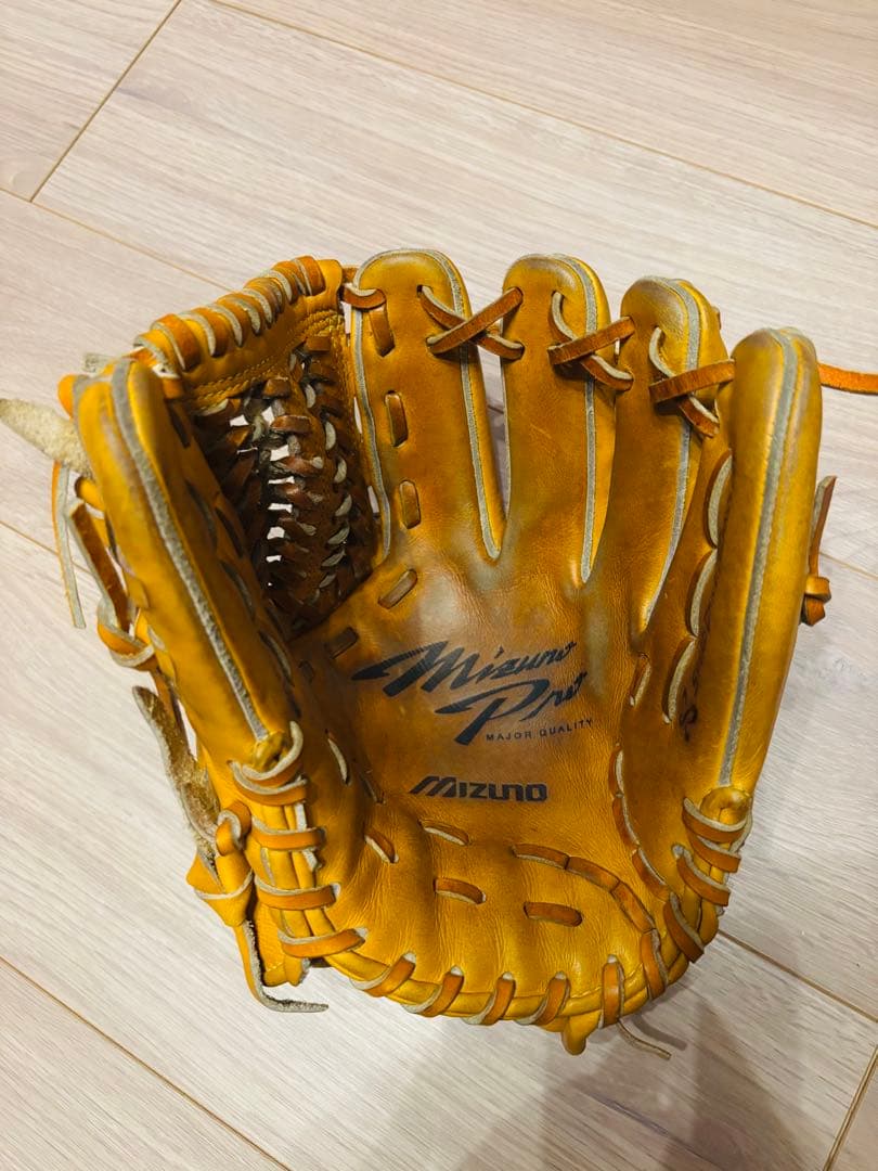 【即戦力】ミズノプロ　軟式用グラブ　内野手用