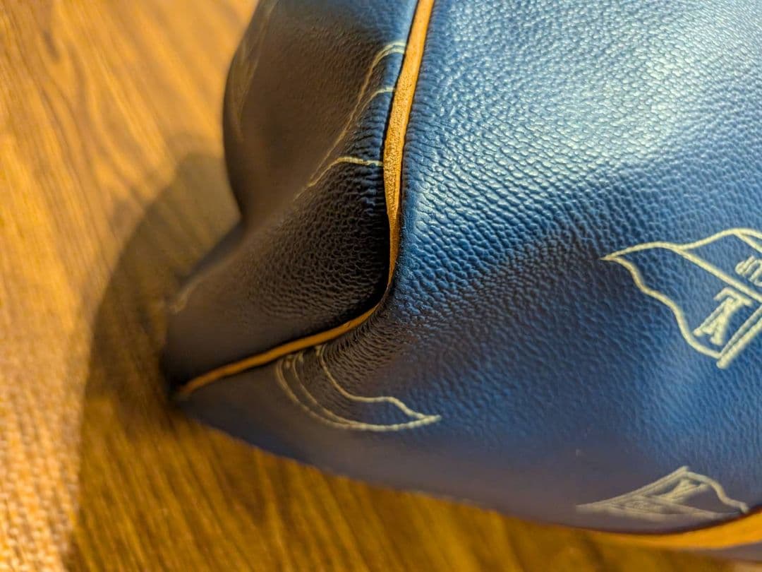 LOUIS VUITTON 　ルイヴィトンカップ LVカップ キーポル　バッグ