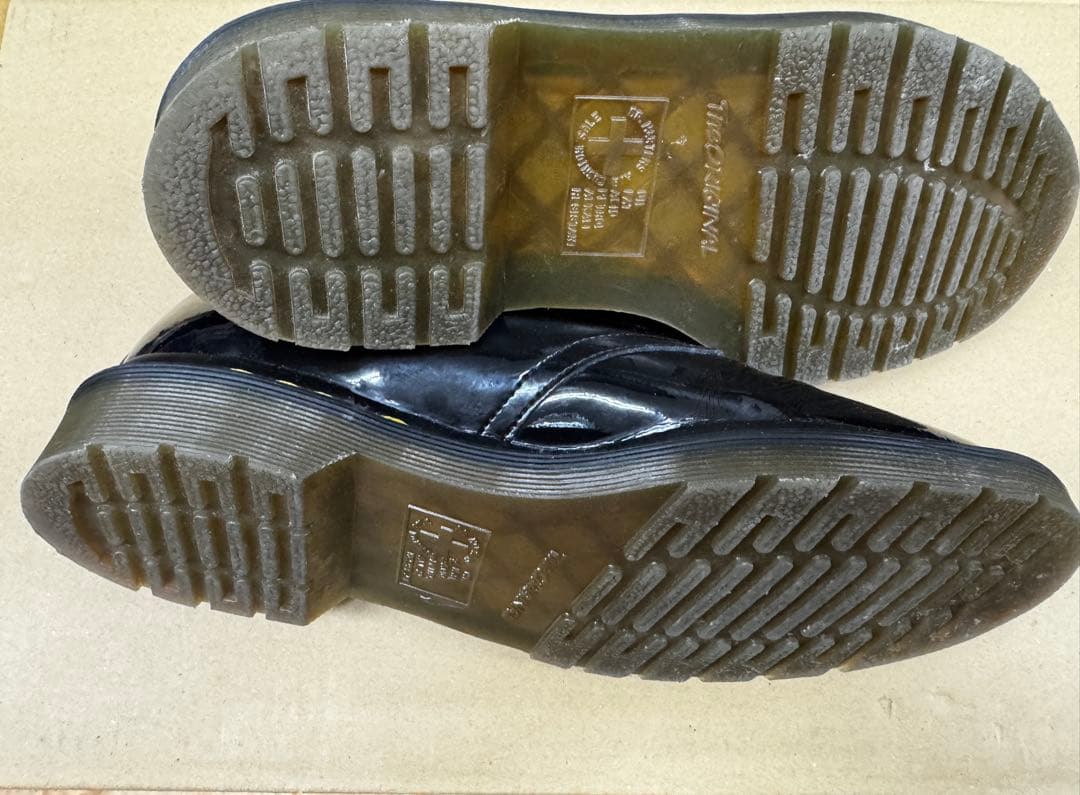 Dr. Martens 3ホール パテント（エナメル）UK7 ドクターマーチン