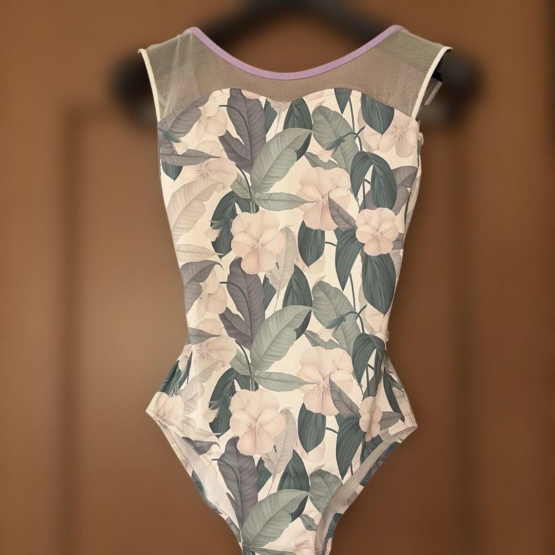 ウノア レオタード MLサイズ