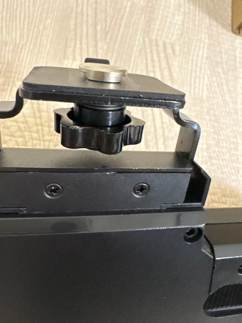 10.1インチ 後部座席用DVDプレーヤー　ヘッドレストモニター