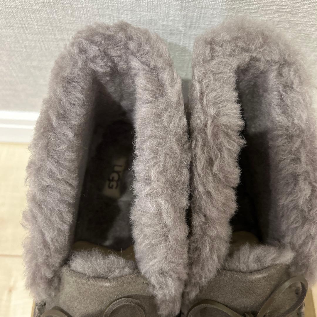 UGG サイズ7 (24センチ)