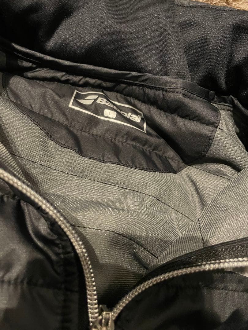 バボラ テニス 防風 保温 中綿 ウインドブレーカー サイズL 新品タグ付