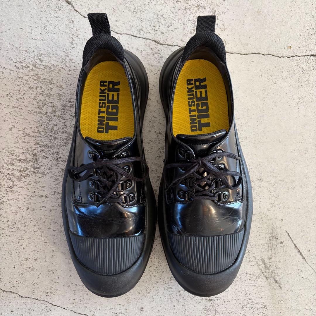 美品 ONITSUKA TIGER WIGURVE BLACK 27.5