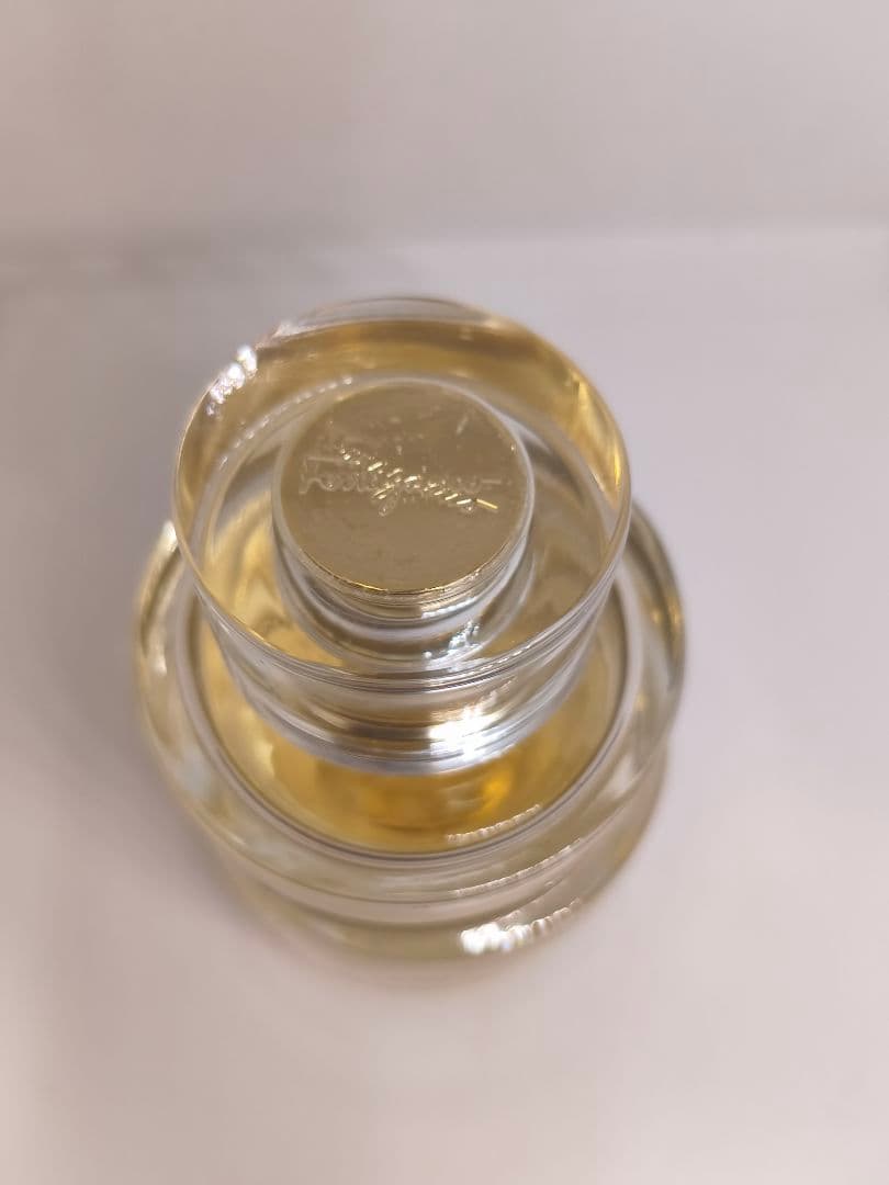 日本語ラベル　蓋ゆるみ　フェラガモ　アッティモ　オードパルファム　100ml