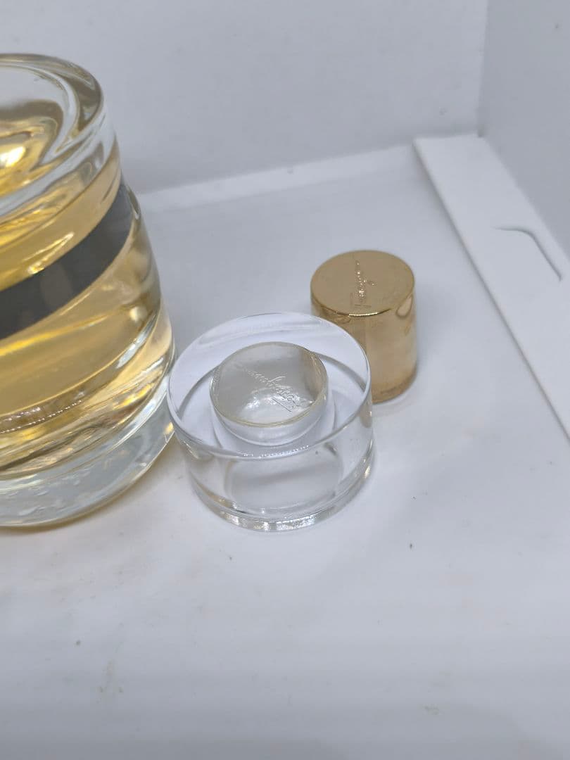 日本語ラベル　蓋ゆるみ　フェラガモ　アッティモ　オードパルファム　100ml