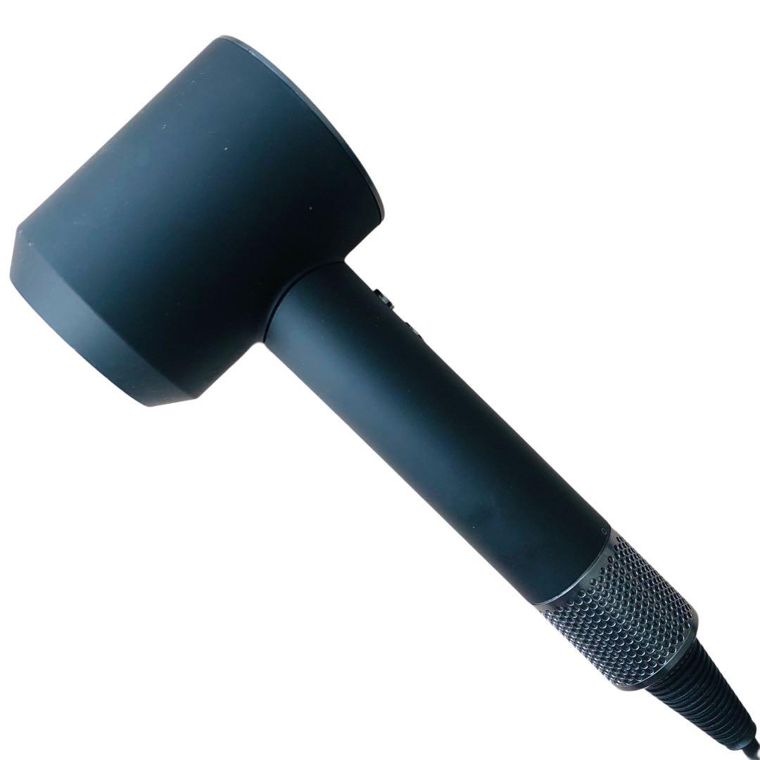 比較的美品✨正規品✨ダイソンドライヤー HD08✨ブラック系動作確認済み