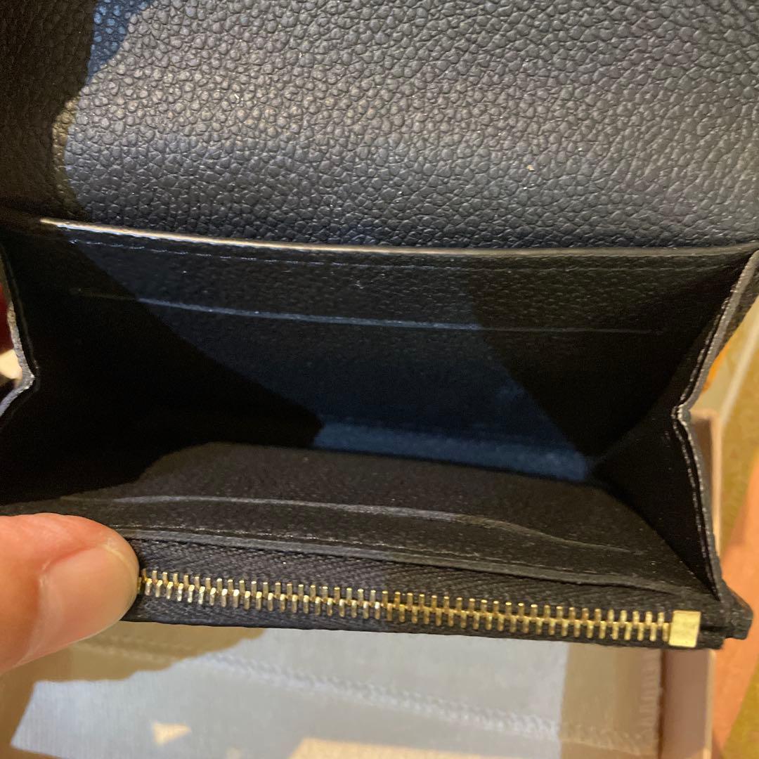 LOUIS VUITTON ポルトモネ・ロザリ　ヴィトン