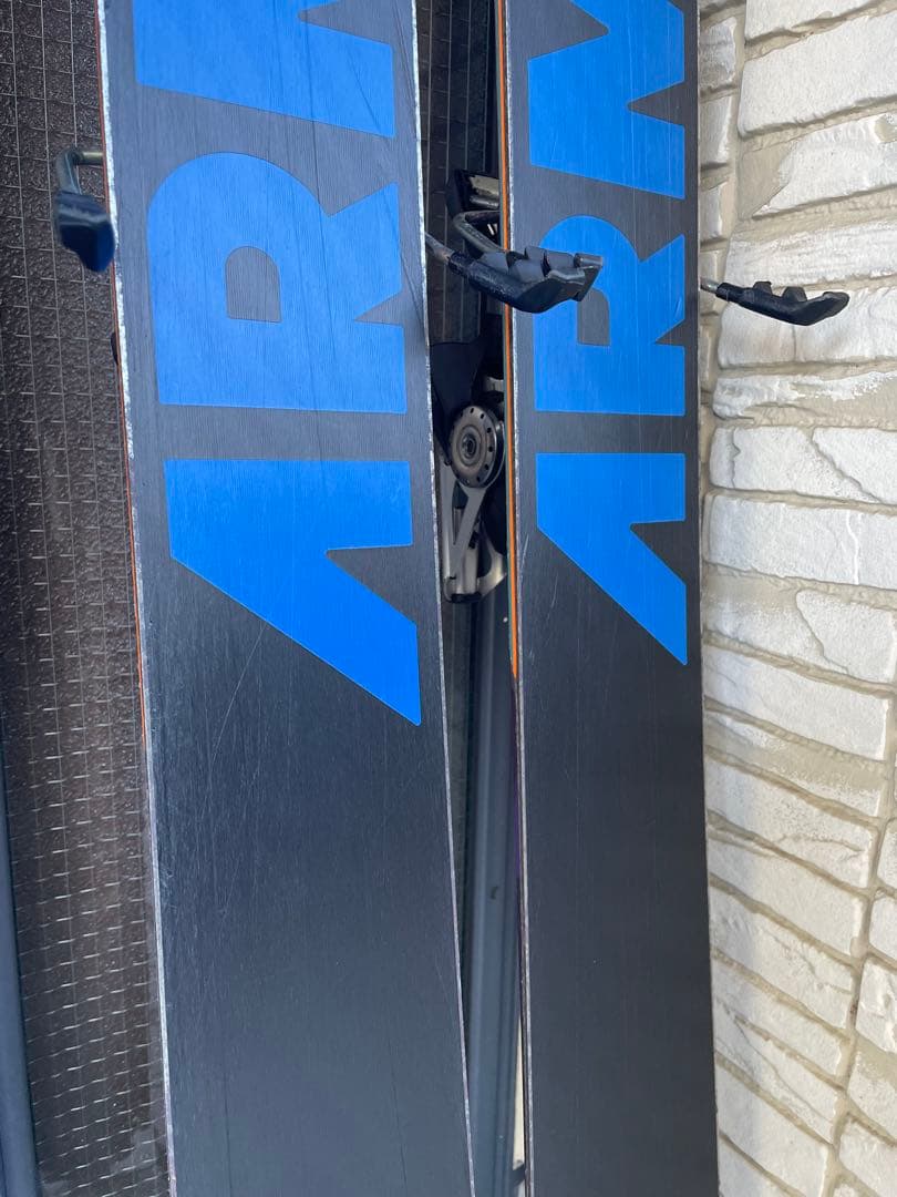 ARMADA スキー板 グラフィックデザイン　ARMADA TST 183cm