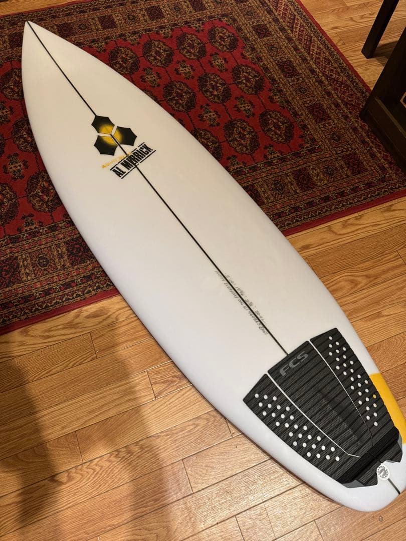 チャンネルアイランズ　アルメリック　ハッピーエブリデイ　5’10 現行モデル