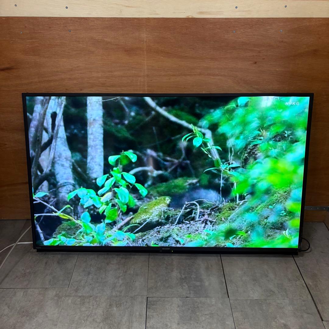一都三県限定　配送無料　4K液晶テレビ　壁掛け　SHARP シャープ　50インチ