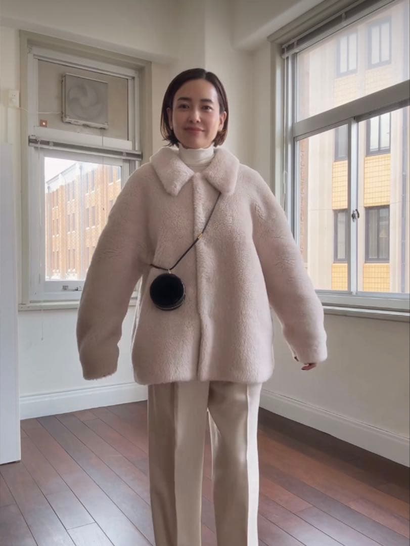 OHGA 2025 ムートンコート　ライトベージュMサイズ