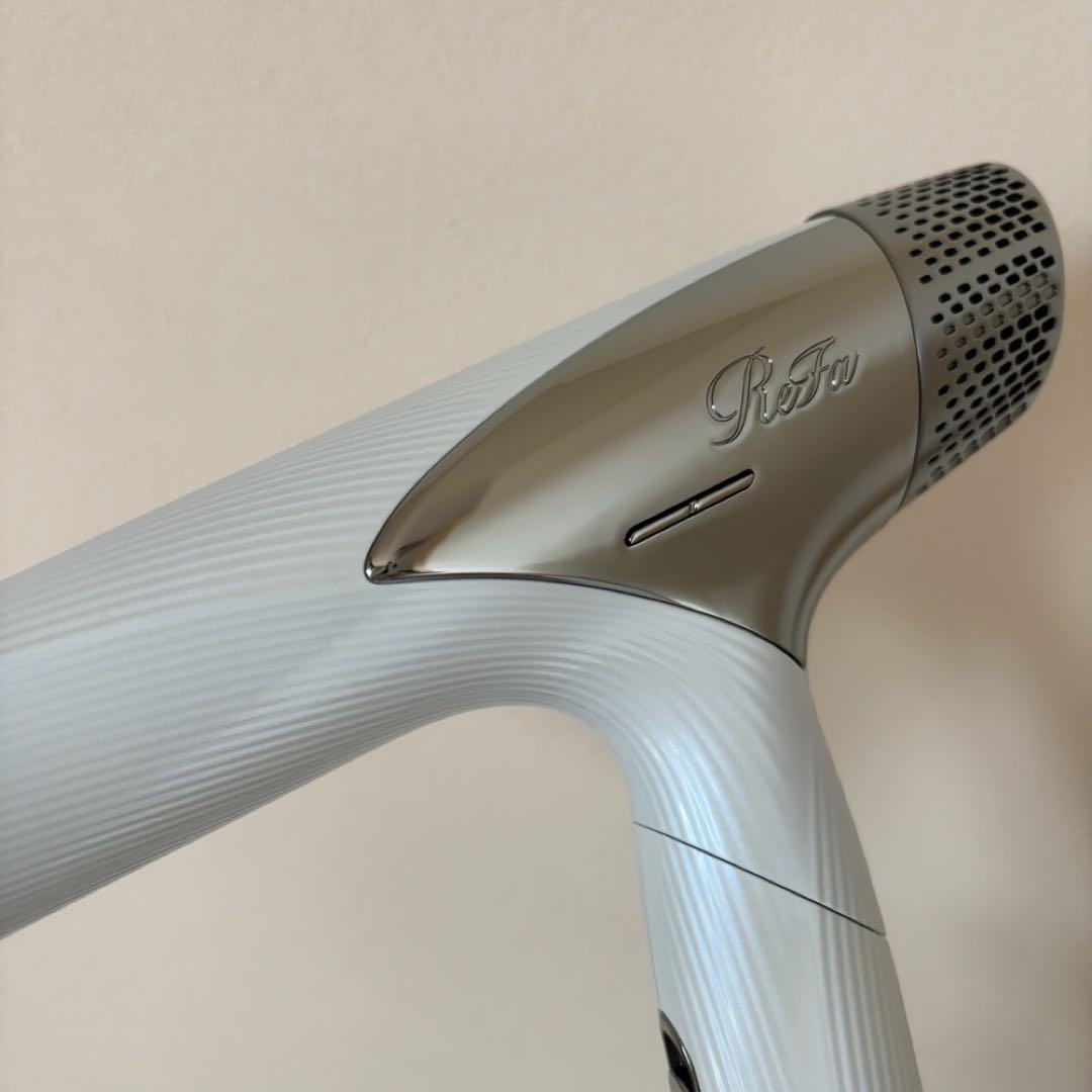 リファ ビューテックドライヤースマート RE-AN-02A