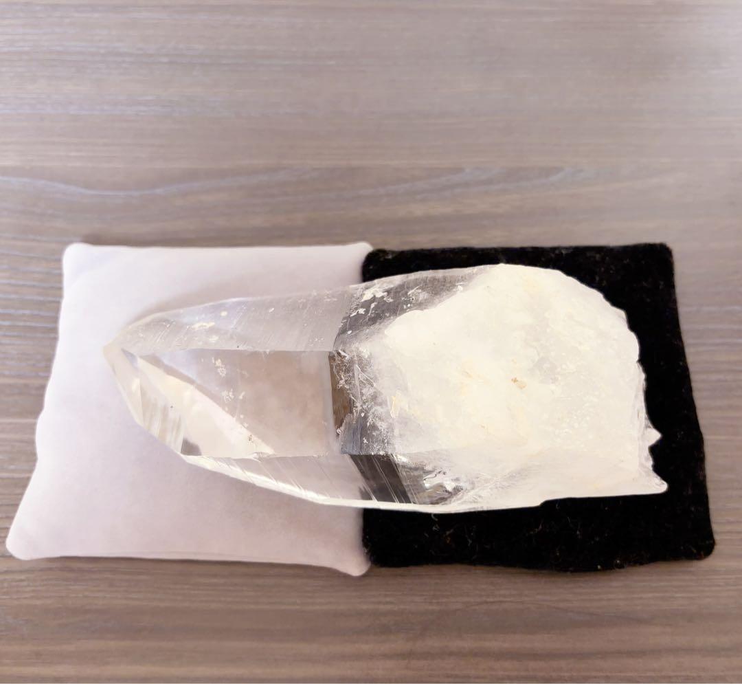 【即購入可】【特大841g】ブラジル•バイーア州産レムリアンシードクリスタル原石