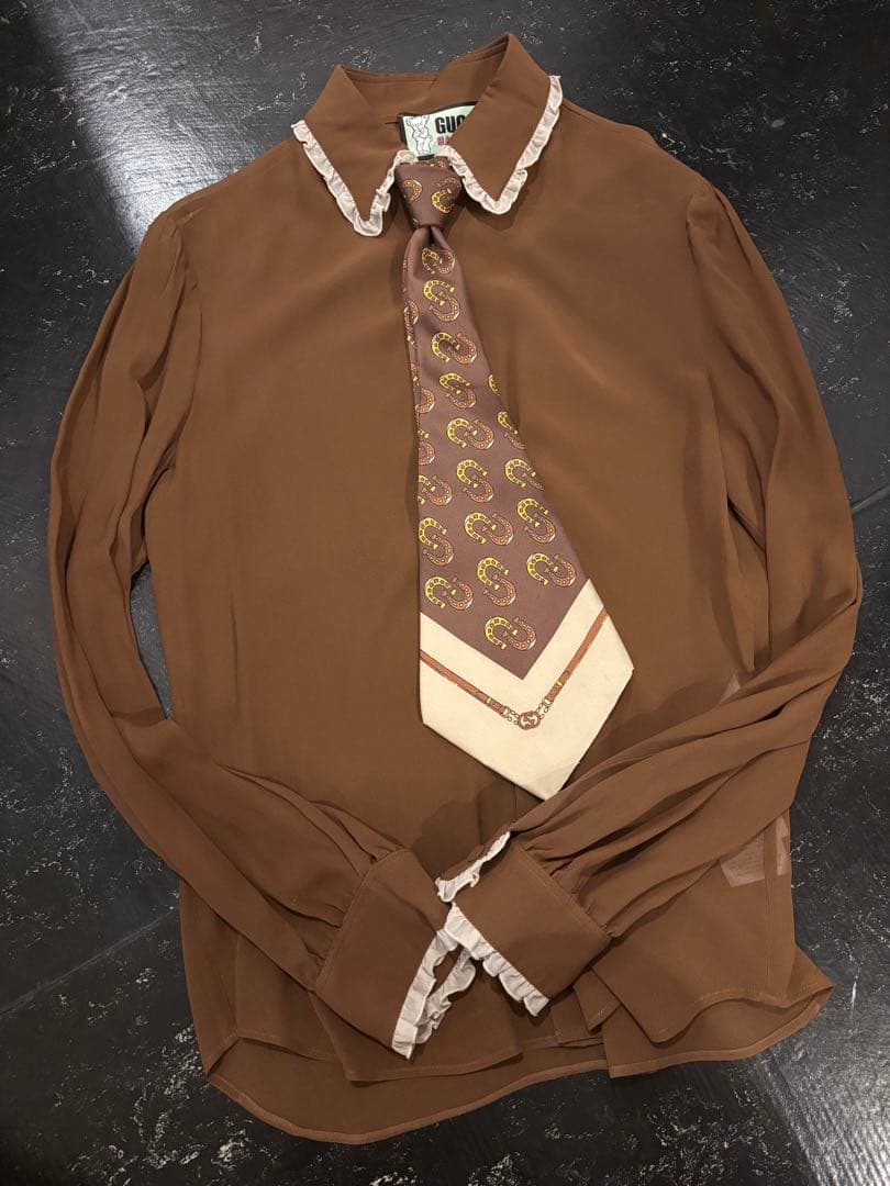 ぴろ　GUCCI HAHAHA アレッサンドロミケーレ ハリースタイルズ