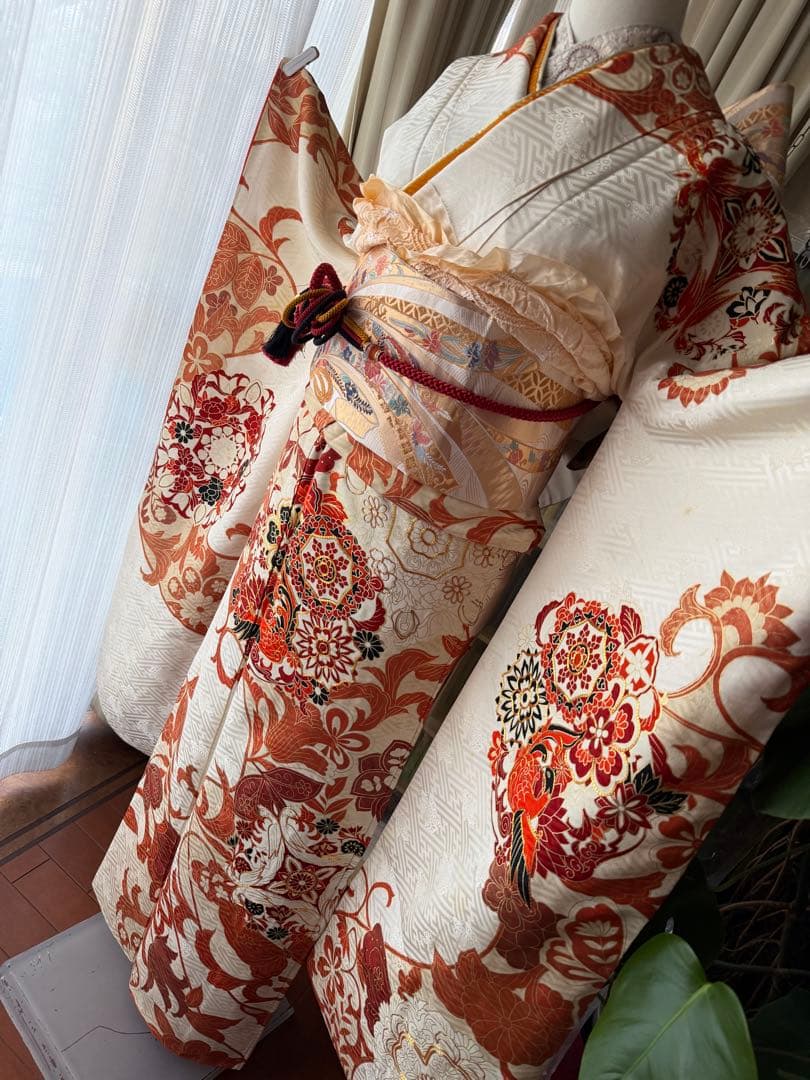 振袖フルセット アイボリーホワイト×オレンジ×ゴールド 金駒刺繍