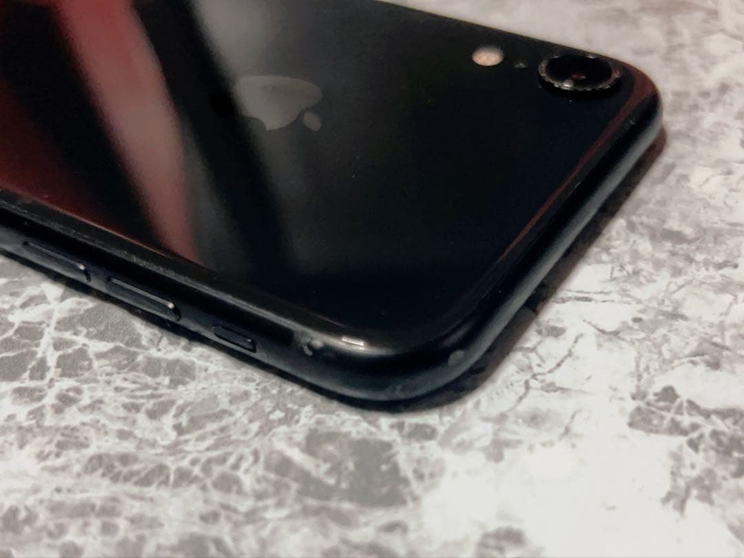 iPhoneXR 本体 + iPhoneケース