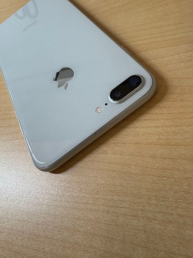 美品　Apple iPhone 8 本体 ホワイト☆