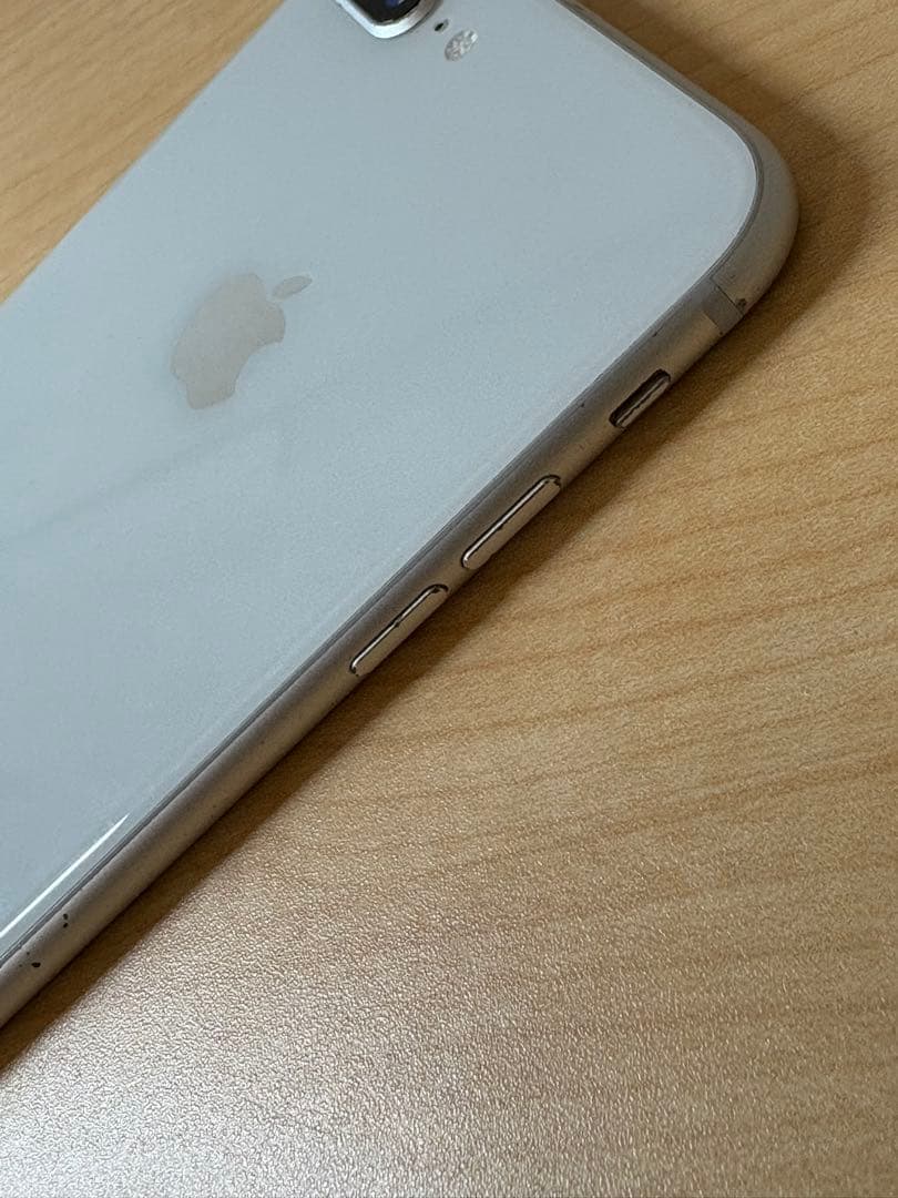 美品　Apple iPhone 8 本体 ホワイト☆