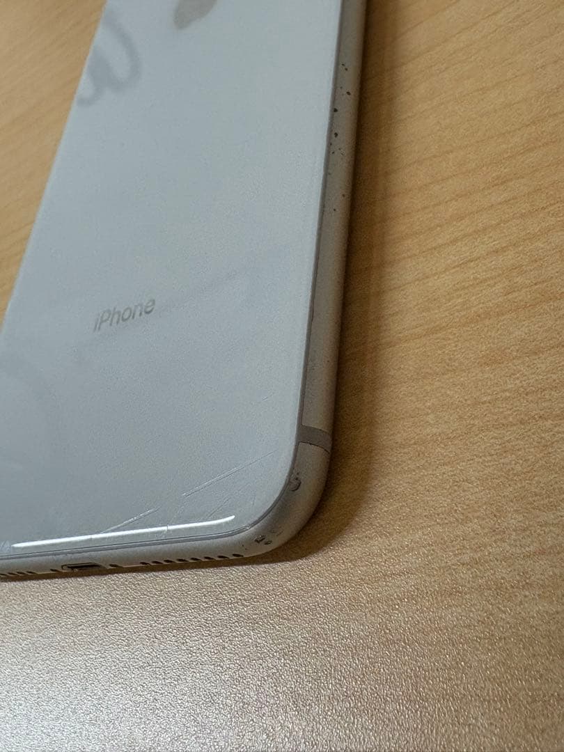 美品　Apple iPhone 8 本体 ホワイト☆